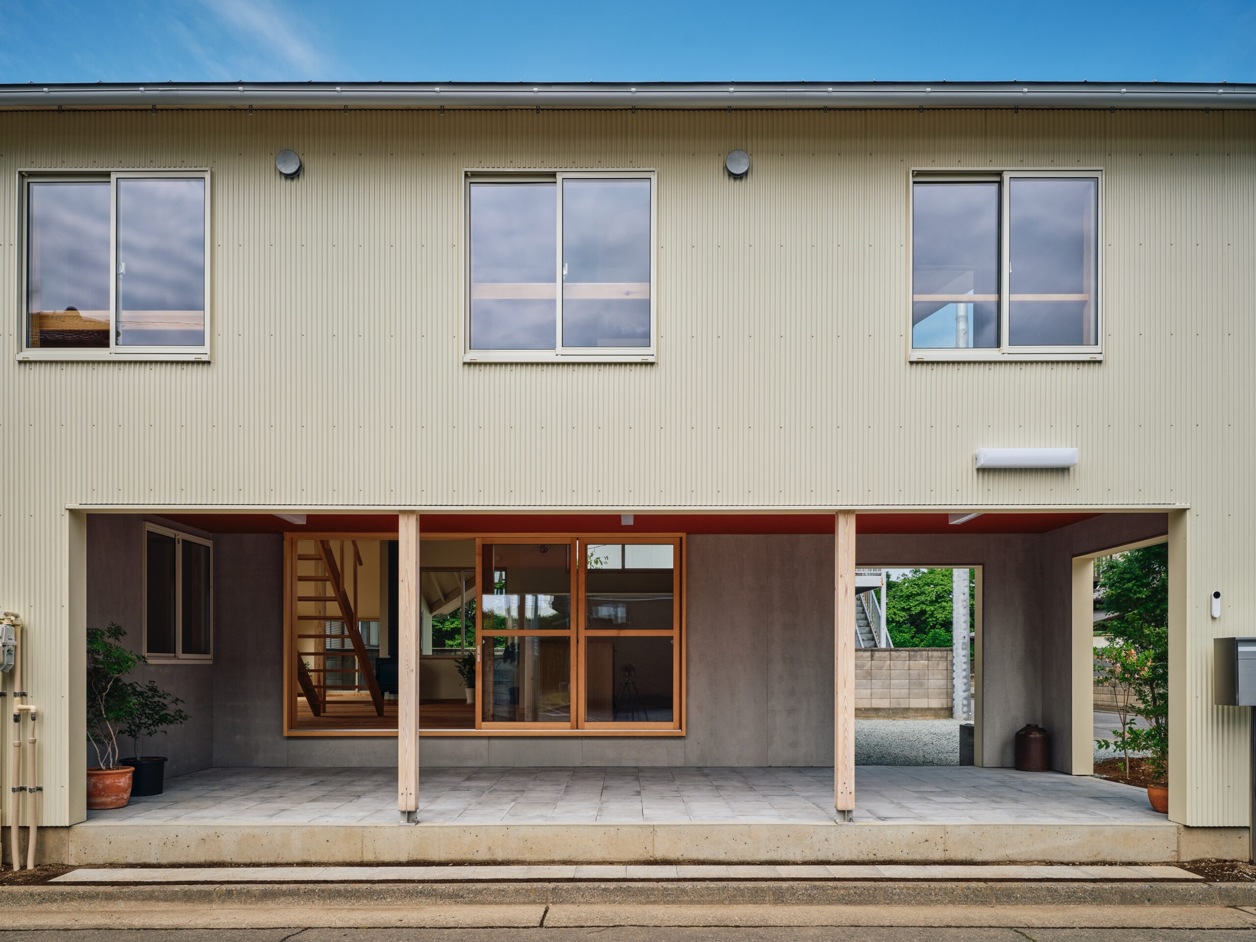 S HOUSE