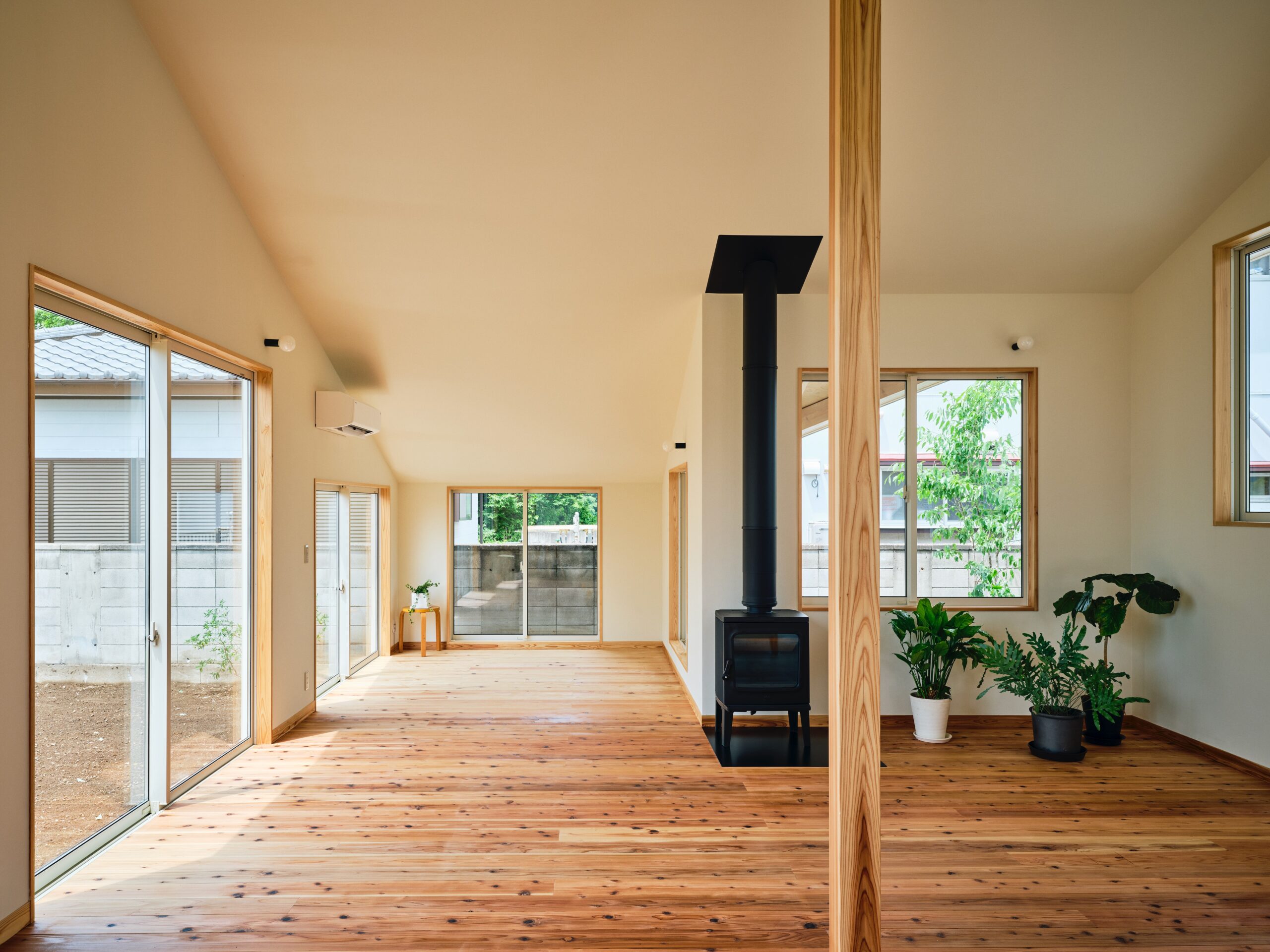 S HOUSE