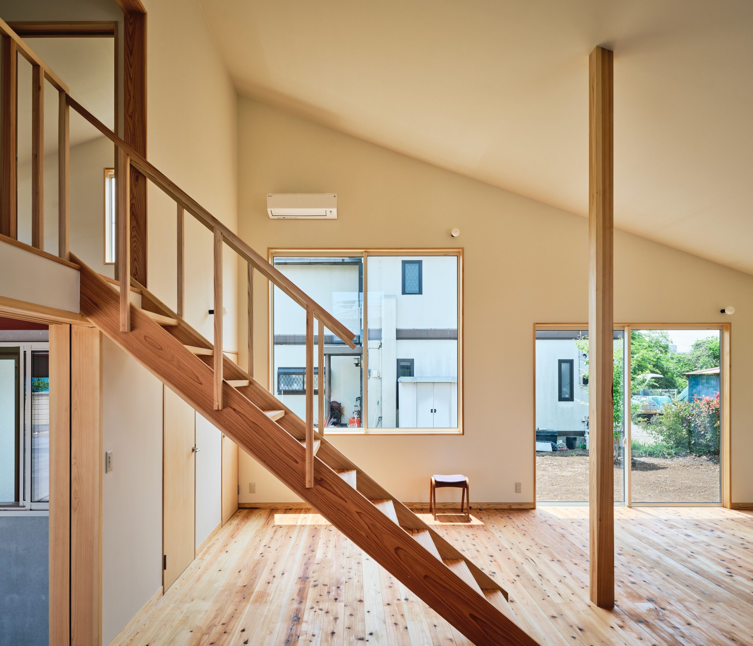 S HOUSE