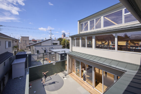 前橋の道の輪郭